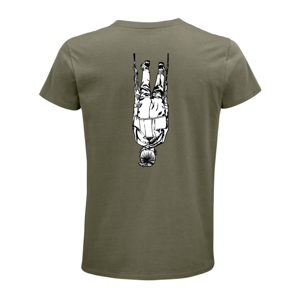 Motiv "Abhängen", eine Person über Kopf hängend, von Wilsonticket in schwarzweiß auf T-Shirt in der Farbe Khaki