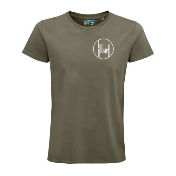 Motiv Hug yourself (als Typo im Kreis) von Wilsonticket als Brustmotiv auf Shirt in der Farbe Khaki
