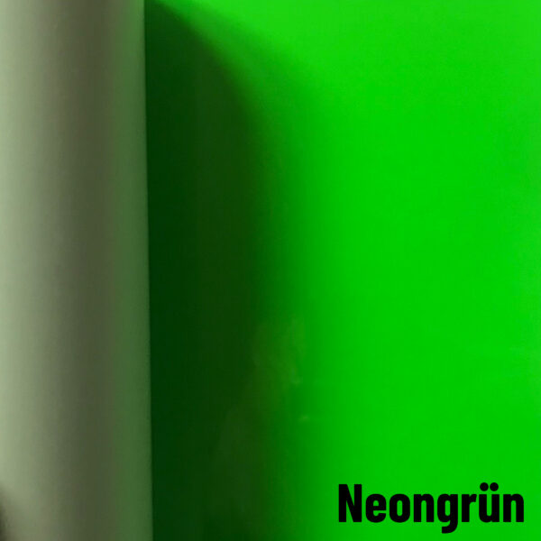 Foto der leuchtend grünen Flexfolie, wie sie gerade abgerollt wird, dazu der Begriff "Neongrün" in Schwarz