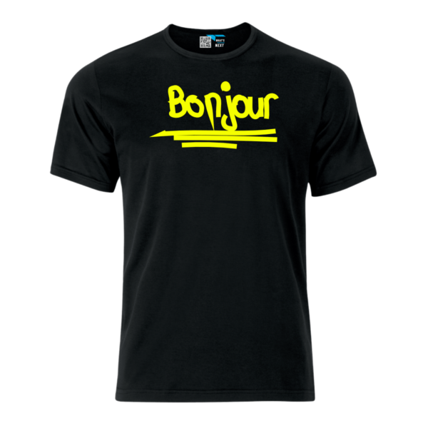 Schwarzes T-Shirt mit dem Schriftzug "Bonjour" in Neongelb, grafisch umgesetzt mit drei Strichen darunter.