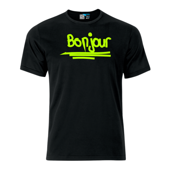 Schwarzes T-Shirt mit dem Schriftzug "Bonjour" in Neongrün, grafisch umgesetzt mit drei Strichen darunter.